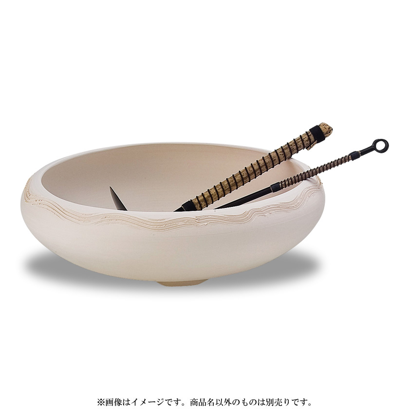 茶道具 灰器（はいき） 巴半田焙烙 白 (素焼) 太仙窯 ※画像はイメージです。商品名以外のものは別売りです。